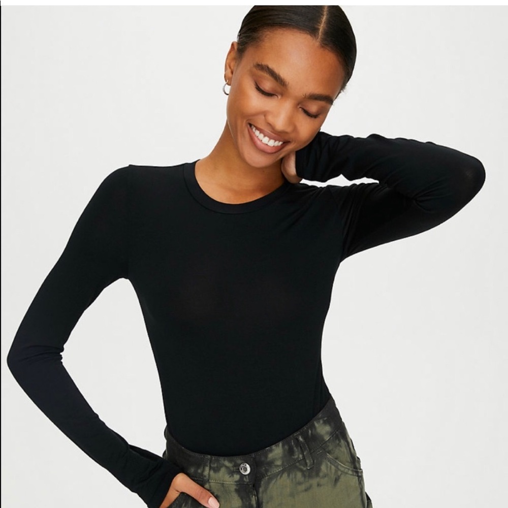 Aritzia Wilfred Free Long Sleeve Black top